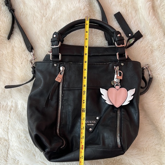 Guess Black Satchel Purse With Bonus Guess Winged Heart Bag Charm / Key Ring ๐ - Picture 11 of 12